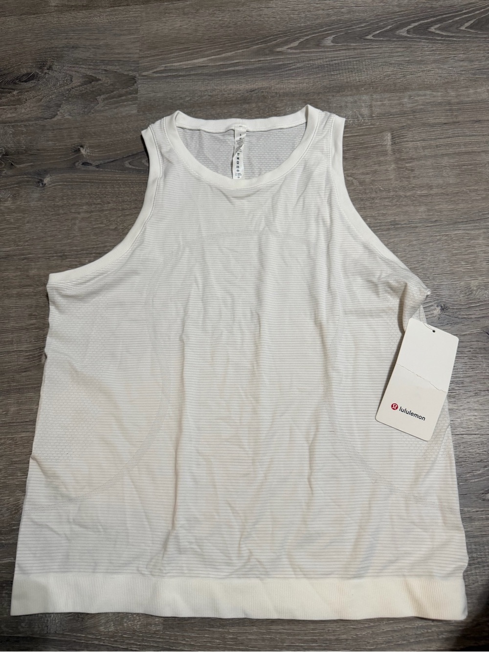 lululemon athletica White Swiftly high neck Tank size 8